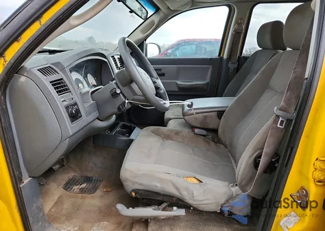 2006 Dodge Dakota Quad z USA, uszkodzony, nr VIN 1D7HE28KX6S595349